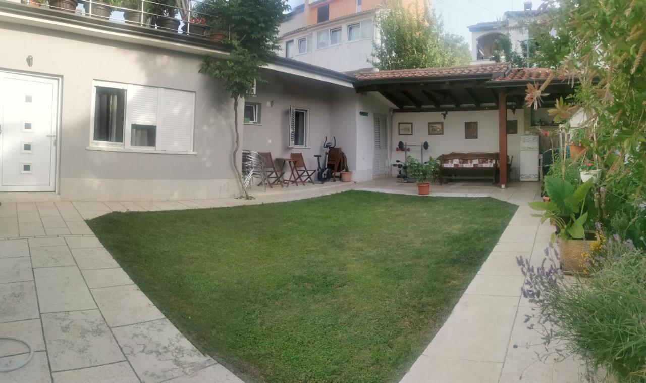 Apartments Slisko Poreč Exteriör bild